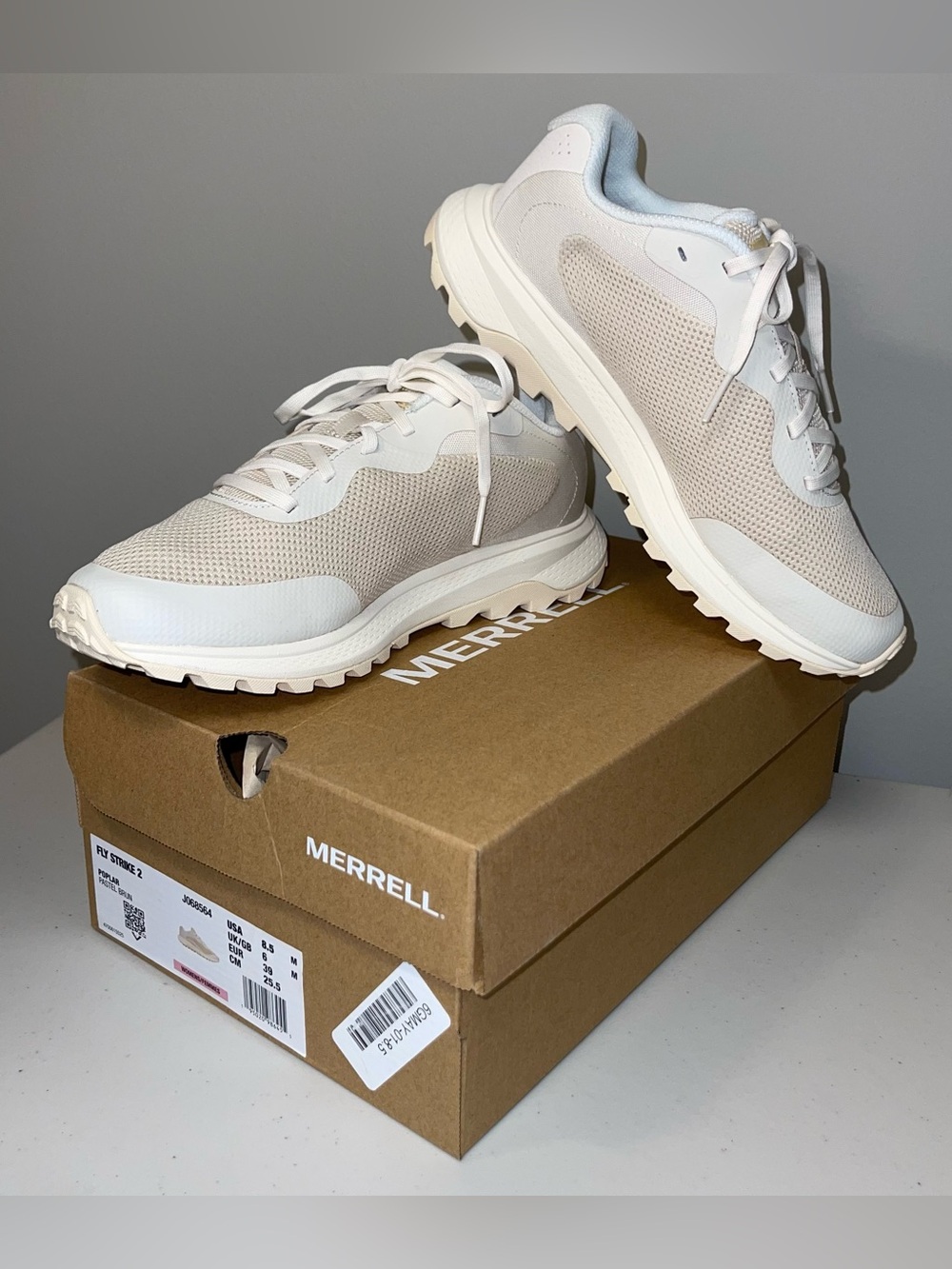 NWT MERRELL Sneakers Women's 8.5 Fly Strike Running Shoes Trail Exercise Workout